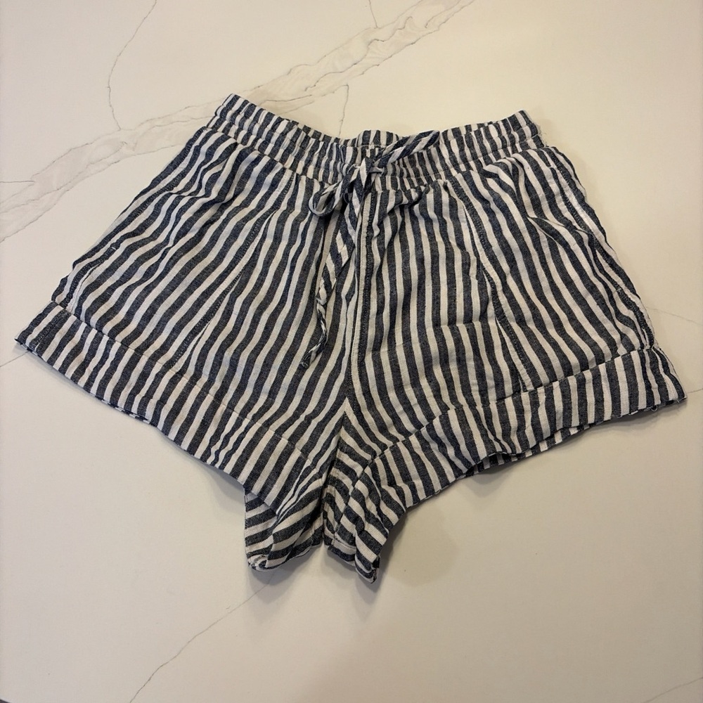 Universal Thread Navy and White Striped High Waist Linen Shorts